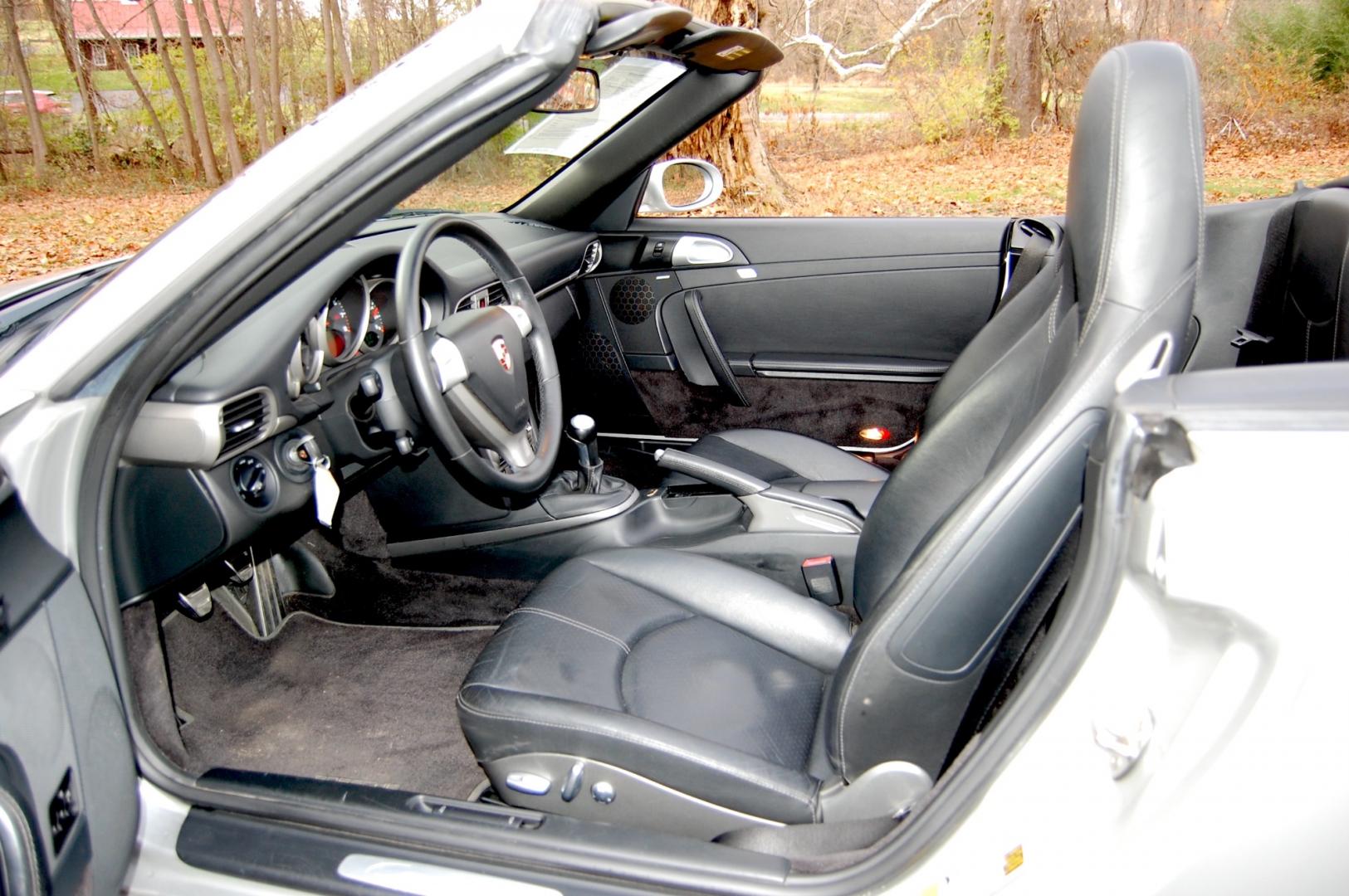 2006 Silver /Black Leather Porsche 911 (WP0CA29946S) with an 3.6L engine, 6 Speed Manual transmission, located at 6528 Lower York Road, New Hope, PA, 18938, (215) 862-9555, 40.358707, -74.977882 - Here we have a beautiful 911 convertible with a 3.6L 6 cylinder engine putting power to the rear wheels via a 6 speed manual transmission. The interior offers black leather, keyless entry, 2 master keys, cruise control, tilt steering wheel, power windows/locks/mirrors, power convertible top, power s - Photo#14